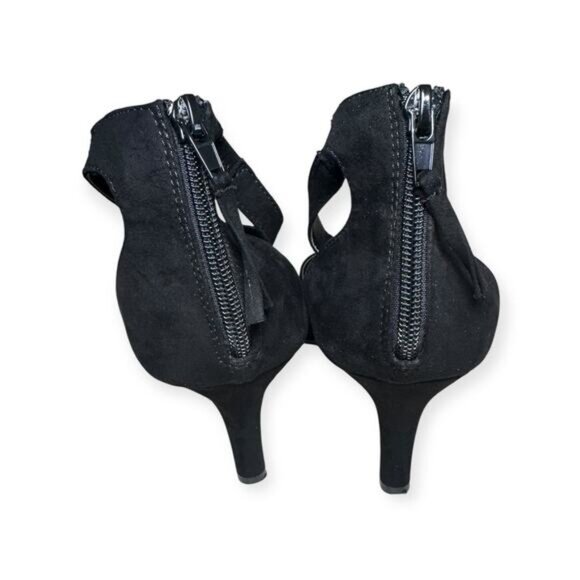 Torrid Black Ruffle Peep Toe Suede Dress Sandals 3” Heel Women’s Size 10 - Picture 3 of 6